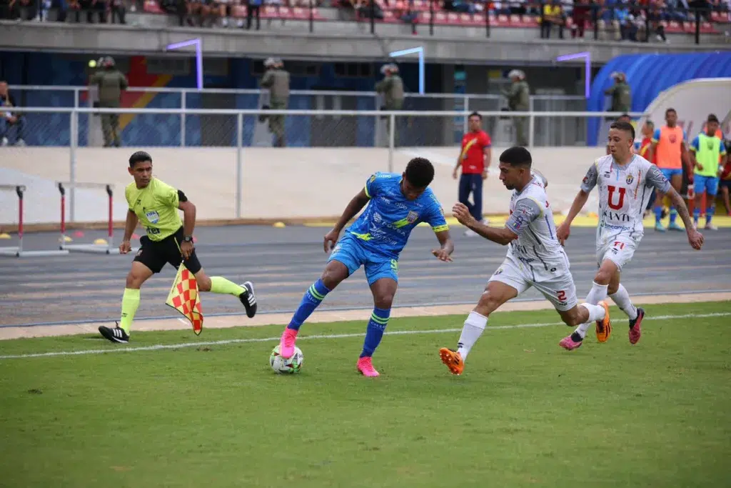Deportivo Rayo Zuliano empata en inicio de la 2da vuelta de Liga Futve
