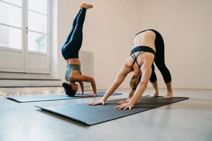 Beneficios de practicar yoga para adolescentes