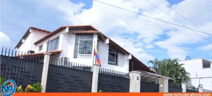Comienza atención del Consulado de Colombia ubicado en San Antonio del Táchira