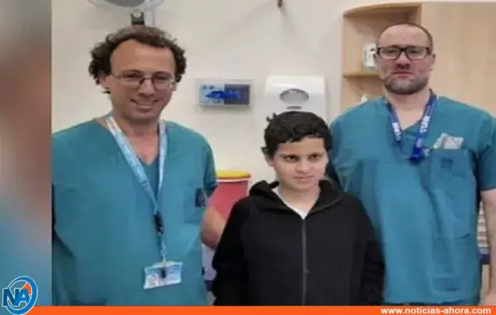 Médicos Israel salvan niño