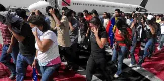 Trinidad y Tobago deportó a más de 100 migrantes venezolanos