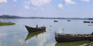 embarcación Uganda