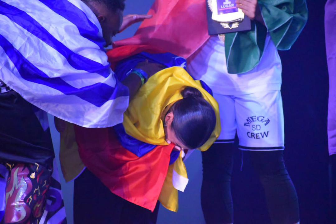 Verónica Calderón revalidó título en México como Campeona Mundial de Danzas