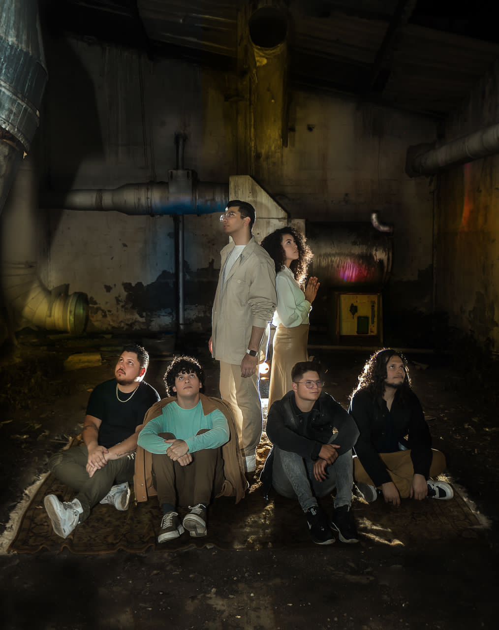 Apái Timpe y Mota fusionan talentos en "Fantasmas", su nuevo tema