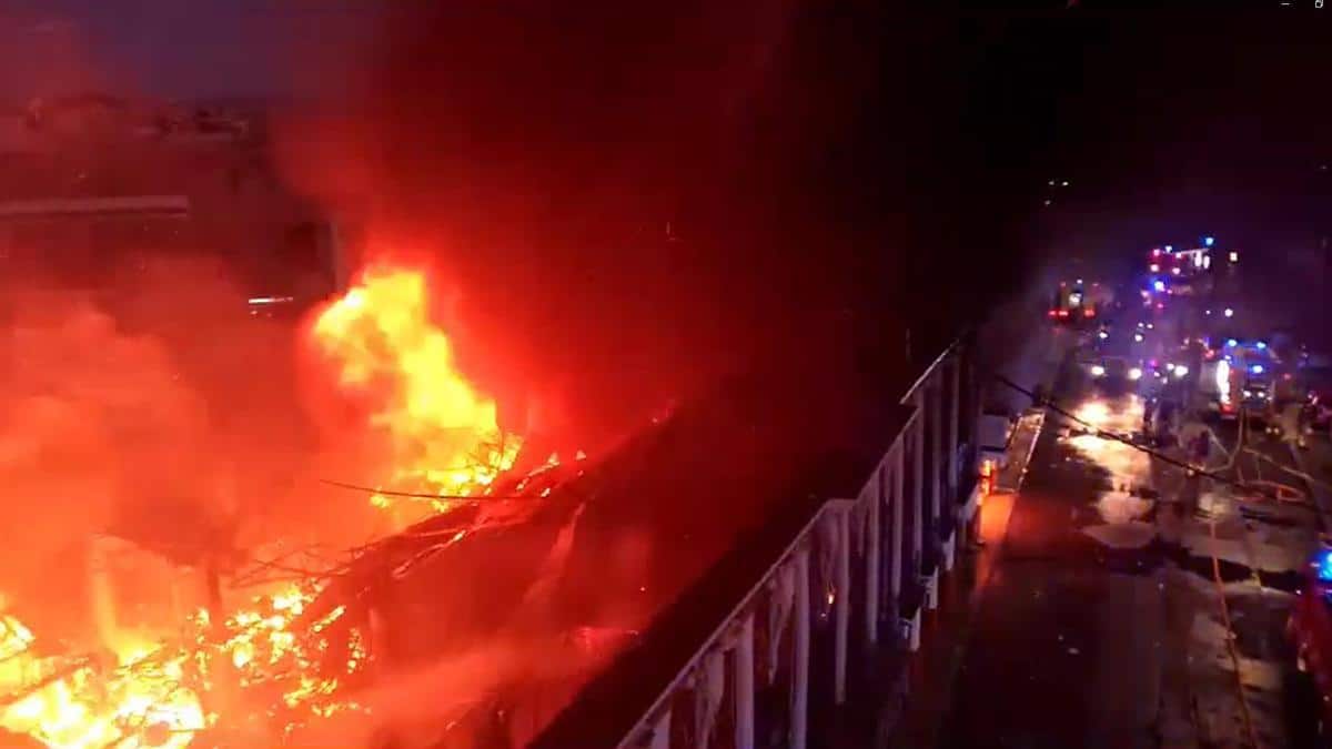 Tragedia en España: Al menos 13 muertos en incendio de una discoteca en Murcia