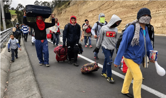 Perú expulsará a migrantes irregulares