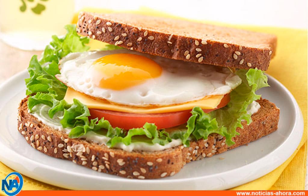 Sándwich-de-huevo-cena-saludable-diabetes