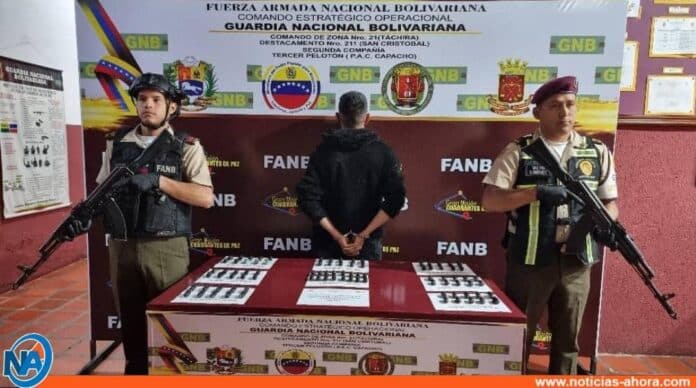 Táchira: Detenido con 86 dediles de droga en un morral