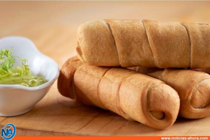 Tequeños de queso para la merienda de la escuela