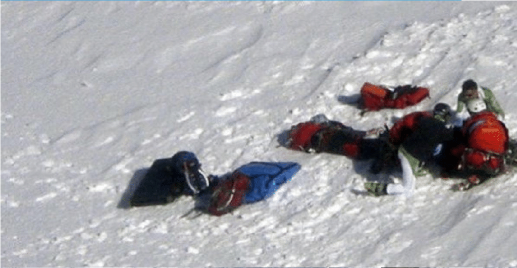 Cinco alpinistas fallecen en Irán.1png