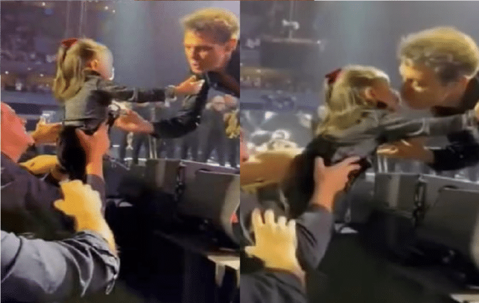 Luis Miguel beso a una niña