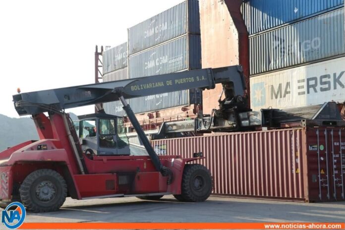 Comerciantes en zozobra por falla logística en empresa de envíos marítimos