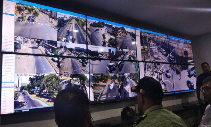 Instaladas 28 cámaras de seguridad en la avenida Lara