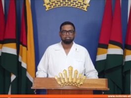 Presidente de Guyana asegura que cuenta con el respaldo del Comando Sur