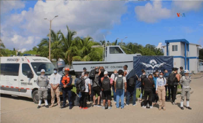 Rescataron 25 migrantes en agua de San Andrés