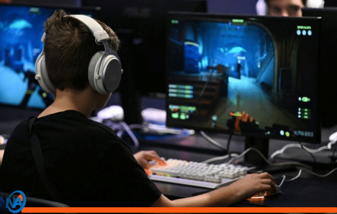 Gamers riesgo pérdida auditiva tinnitus