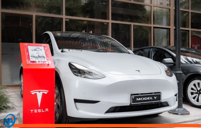 Tesla planea fabricar coche eléctrico