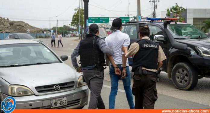 10 muertos y 70 detenidos como saldo de la violencia en Ecuador