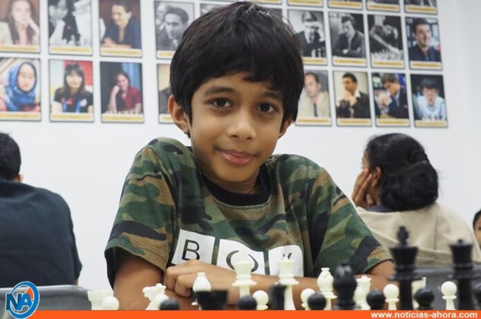 Ashwath Kaushik, de 8 años, logra vencer a un maestro de ajedrez