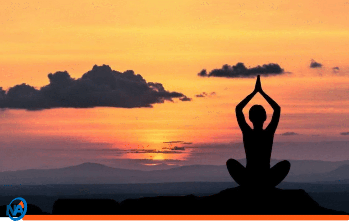 Conoce los 8 beneficios del yoga