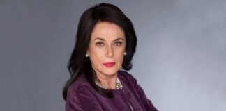 Muere Helena Rojo 