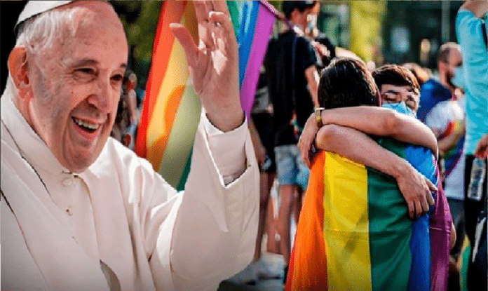 Papa reafirmó la bendición parejas homosexuales