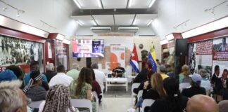 Tarek William Saab presentó su libro “Discursos al pie del hemiciclo” en Feria Internacional del Libro en La Habana