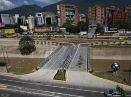 Avenida Río Janeiro Caracas cerrada