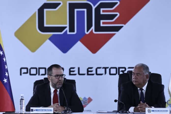 CNE y canciller Gil abren puertas observación internacional