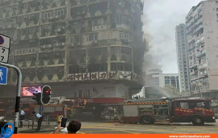 Incendio en edificio de Hong Kong