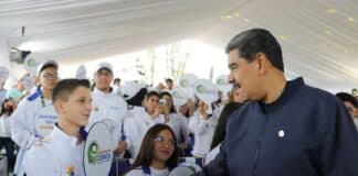 Maduro crear redes sociales sello venezolano