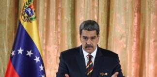 Maduro repudia asalto aembajada México en Ecuador