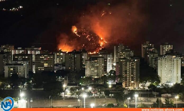 Autoridades investigarán “incendios provocados en distintos puntos de Caracas”