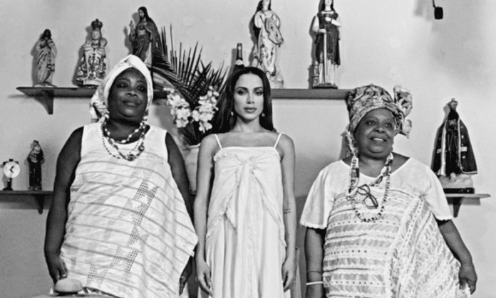Anitta ritual de santería