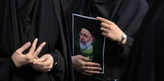Féretro presidente iraní Ebrahim Raisi