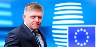 Ministro eslovaco Robert Fico