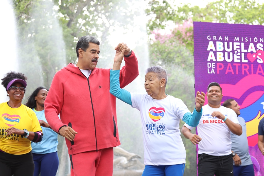 Maduro celebró día de abuelos0