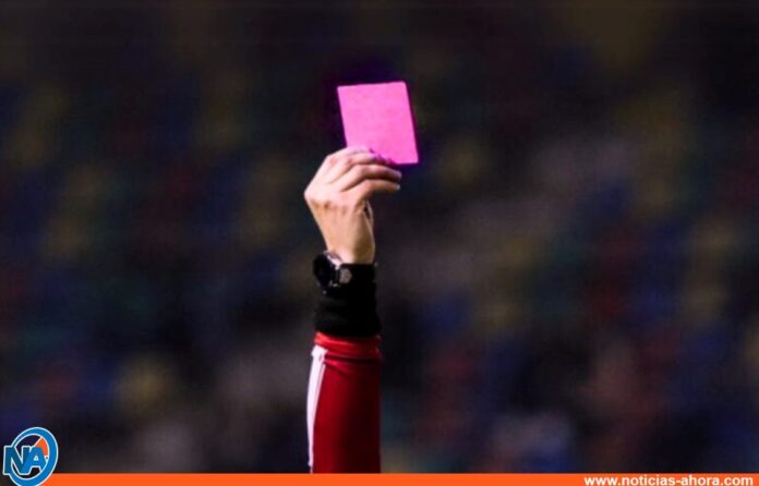 ¡Tarjeta rosada debuta en la Copa América! Conmebol implementa cambio para proteger la salud de los jugadores