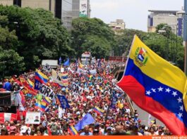 Trabajadores en expectativa por anuncios salariales del presidente Maduro