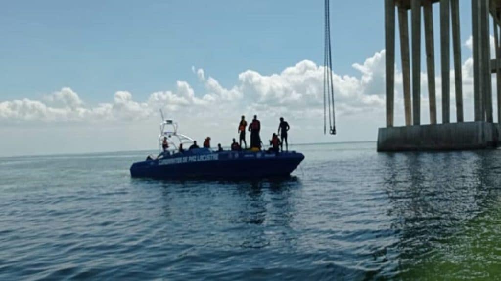 cuerpo del joven cayó Lago Maracaibo0