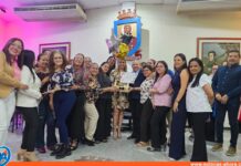 Cargos fijos y ascensos recibieron maestros de escuelas municipales de San Cristóbal