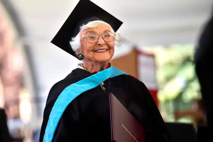 Abuelita maestría Stanford