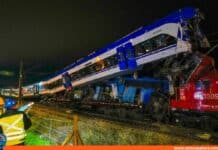 Choque frontal de trenes en Chile