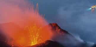 isla de Stromboli italia alerta naranja
