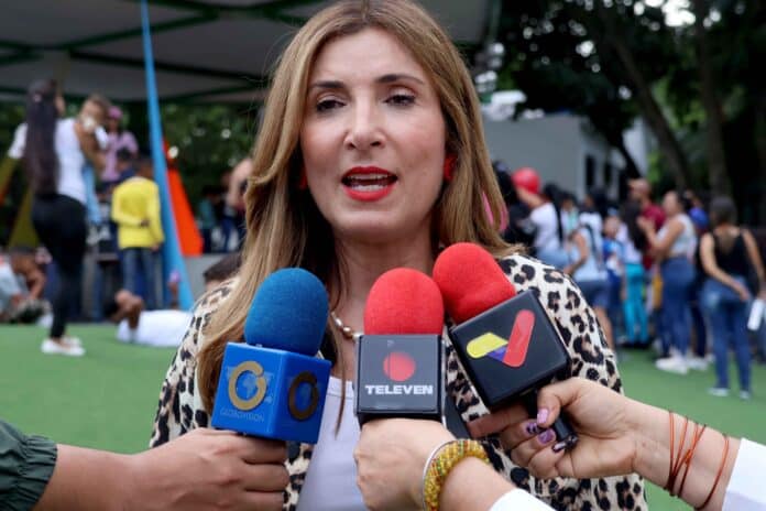 C1 Dra. Nancy de Lacava Primera Combatiente de Carabobo Nancy de Lacava Día del Niño