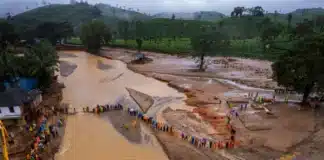 Deslizamientos tierra 150 muertos India