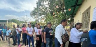 Venezolanos segunda Consulta Popular Nacional