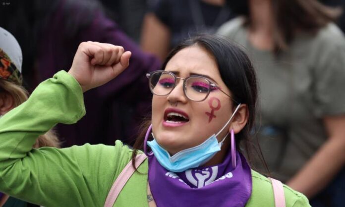 Ecuador conmemora Día Nacional Contra el Femicidio
