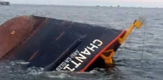 Hundimiento de embarcación en Lago de Maracaibo