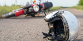 Joven motociclista pierde la vida
